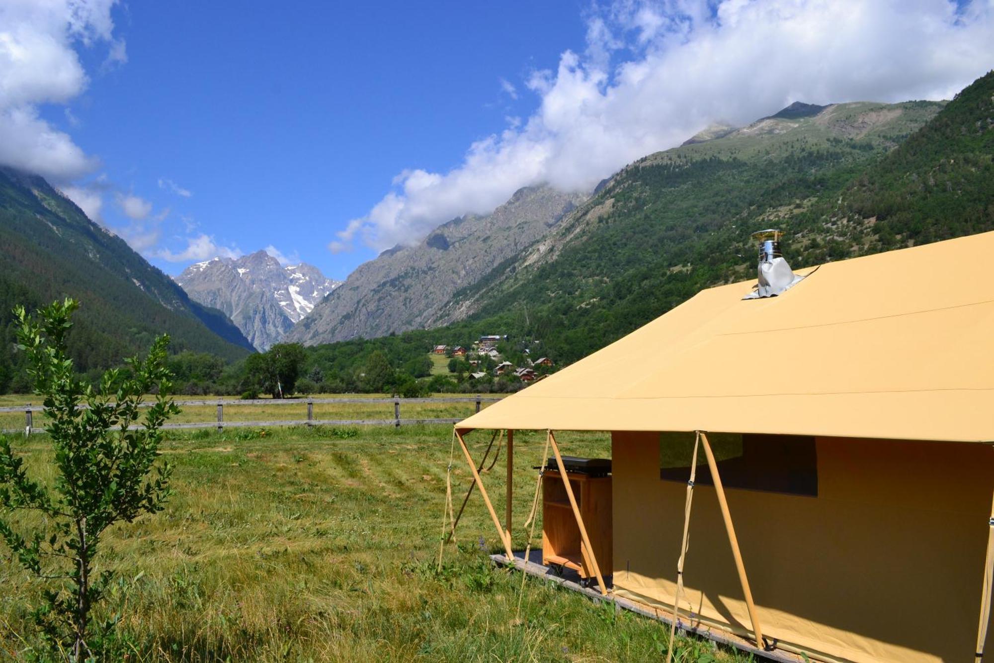 Huttopia Vallouise Bagian luar foto
